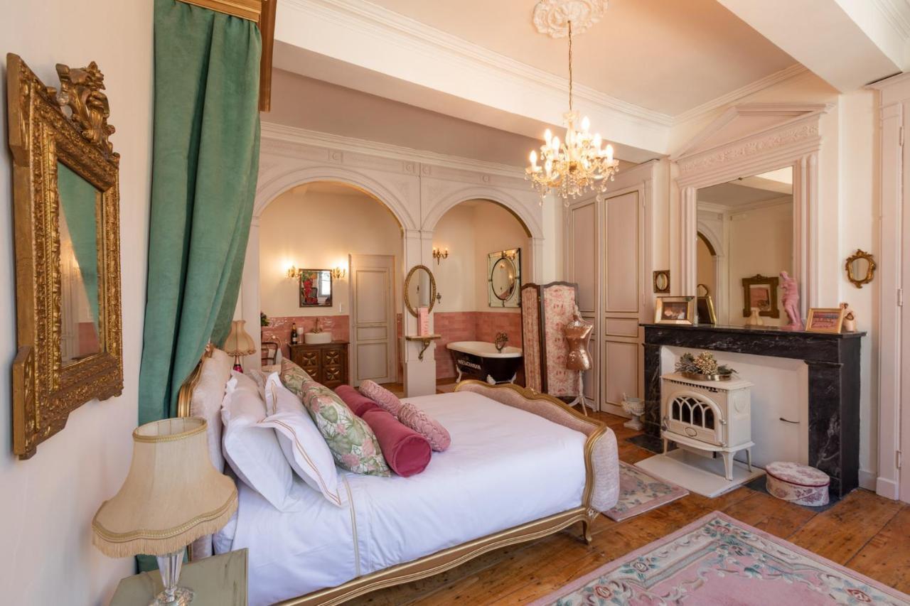 Champagne House - Elegance, Luxury And Charm Panzió Condom Kültér fotó